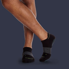 Load image into Gallery viewer, Men's Performance Gripper Ankle Sock 3-Pack