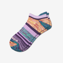Load image into Gallery viewer, Women's Brush Stripe Ankle Socks