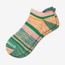 Load image into Gallery viewer, Women's Brush Stripe Ankle Socks