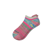 Load image into Gallery viewer, Women's Brush Stripe Ankle Socks