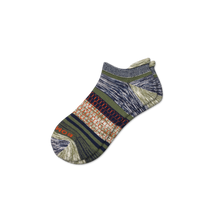 Load image into Gallery viewer, Women's Brush Stripe Ankle Socks