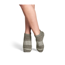 Load image into Gallery viewer, Women's Ankle Sock 4-Pair Gift Box