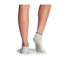Load image into Gallery viewer, Women's Gripper Ankle Sock 6-Pack