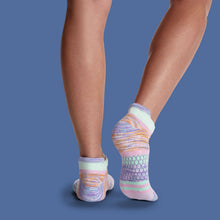 Load image into Gallery viewer, Women's Brush Stripe Ankle Sock 4-Pack