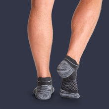 Load image into Gallery viewer, Men's Performance Running Ankle Sock Gift Bag