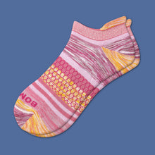 Load image into Gallery viewer, Women's Brush Stripe Ankle Socks