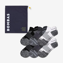 Load image into Gallery viewer, Men's Performance Running Ankle Sock Gift Bag