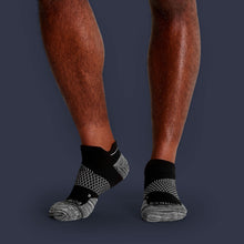 Load image into Gallery viewer, Men's Performance Running Ankle Sock Gift Bag