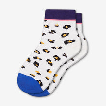 Load image into Gallery viewer, Women's Lightweight Sparkle Leopard Quarter Socks